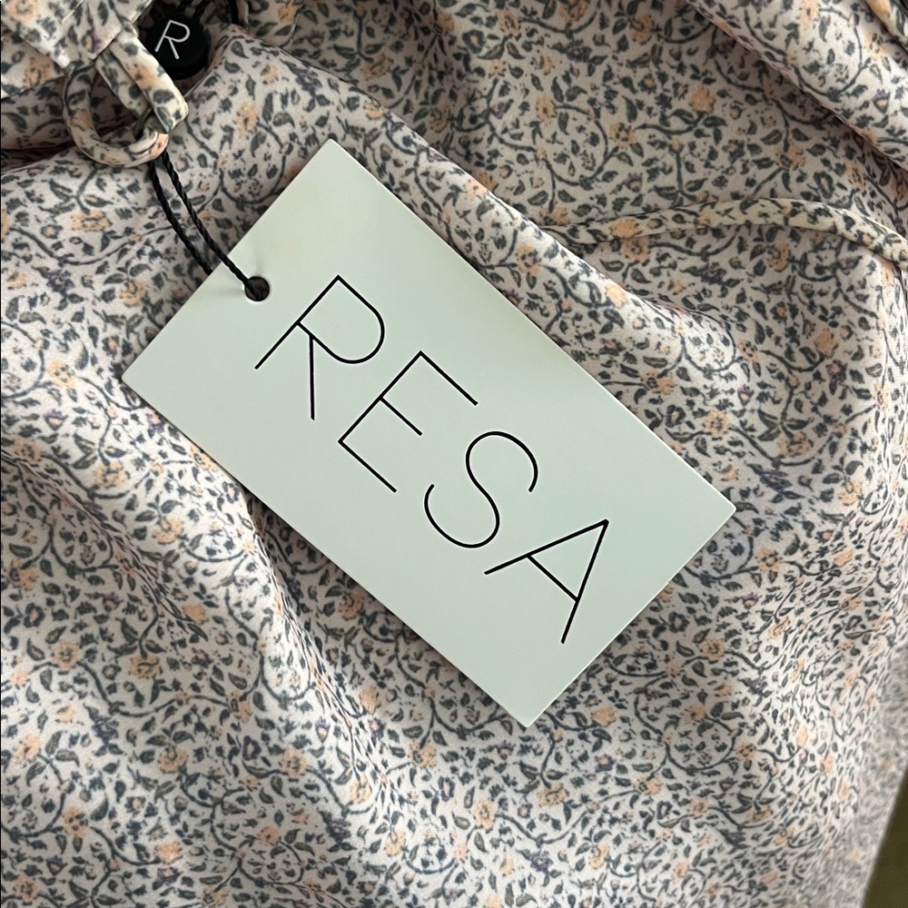 RESA Floral Pattern Dress - Picture 4 of 5